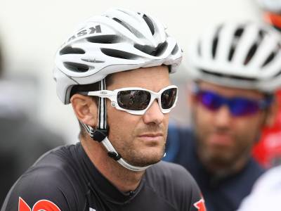 Henderson heads Road Cycling team