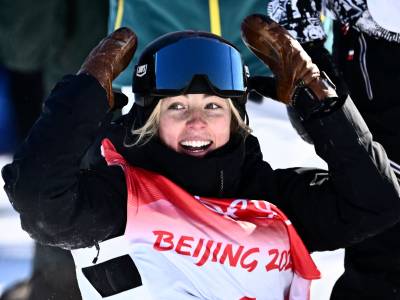 Zoi Sadowski-Synnott wins historic Olympic Gold Medal