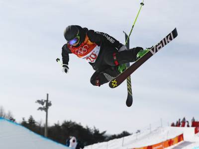 Day 10 at the Games: Women's Freeski Halfpipe