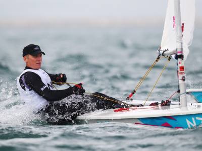 Murdoch finishes fifth as 49ers look to medal