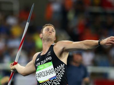 Farquhar comes up short in javelin