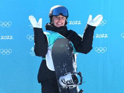 Zoi Sadowski-Synnott to chase another medal at Beijing Winter Olympic Games