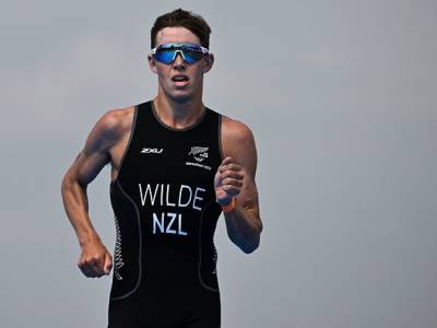 Wilde grabs silver medal in triathlon
