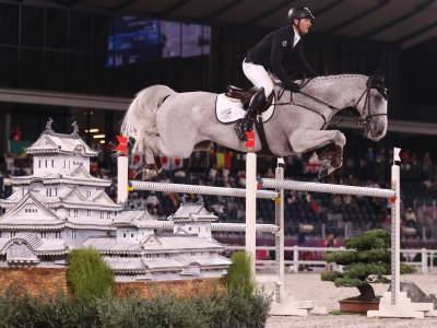 Showjumpers miss out on team final