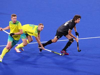 Hockey men eye duel with South Africa